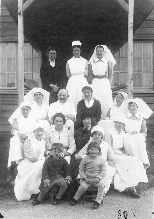 Du Sautoy and Blackwood with nursing colleagues and Victor and Yvette at Blerancourt 1921. Copyright the Royal College of Nursing 2018.