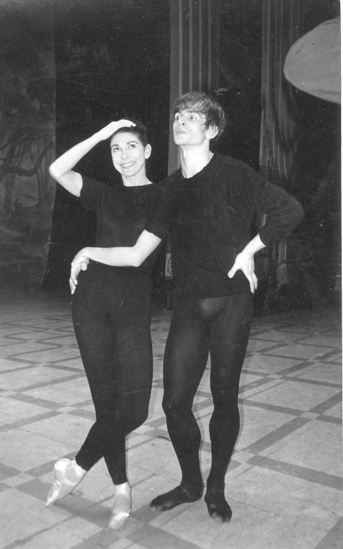 Margot Fonteyn and Rudolf Nureyev at a rehearsal for the 1963 Gala Matinée performance. Photo by GBL Wilson, © RAD/ArenaPAL  