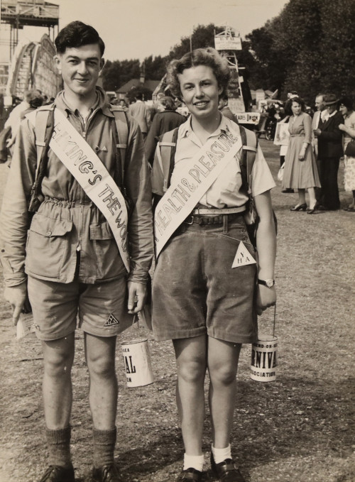 Black and white photograph of volunteers at Southend-on-Sea Carnival, 1954. Ref YHA/LG/2/ALL/3.